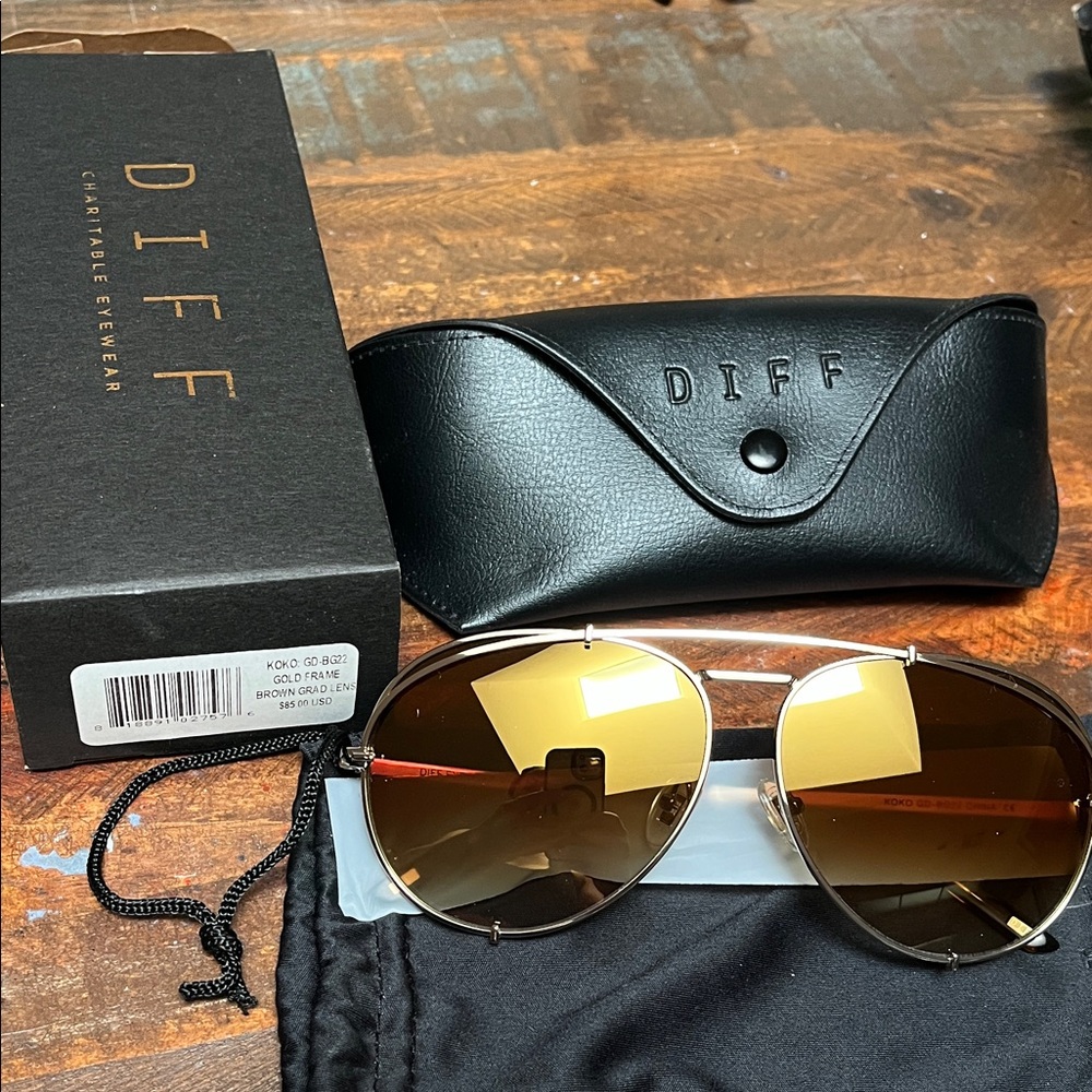 Gold Frame Brown Gradient Aviator Sunglasses - Wo… - image 5